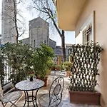 Via T Da Vico 11 House